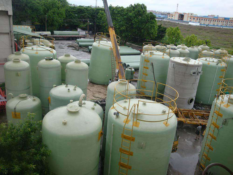 玻璃钢酸碱储罐耐腐蚀性好-保护效果显著-长期使用安全可靠