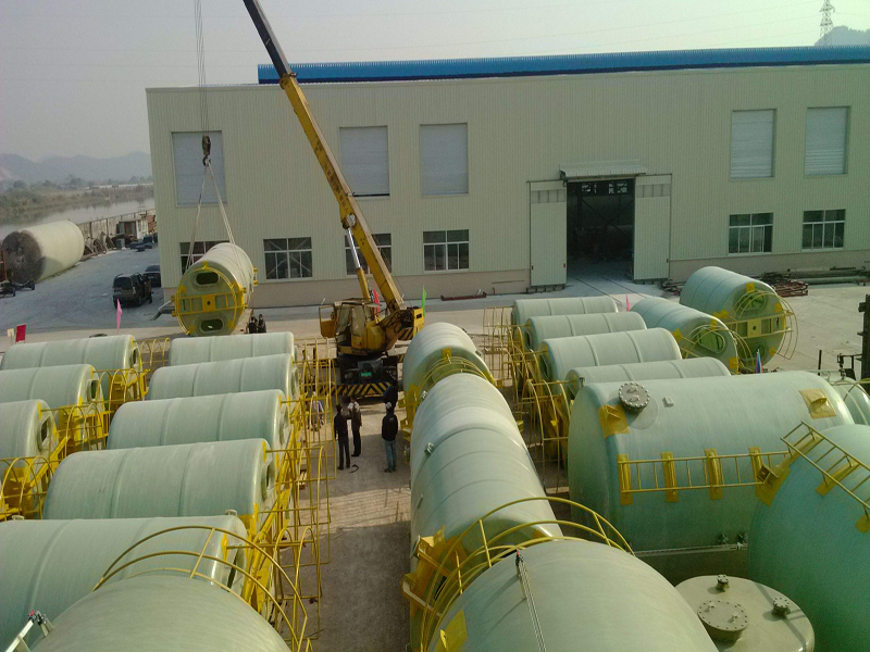 夹砂玻璃钢管道-坚固耐用-适用于恶劣环境