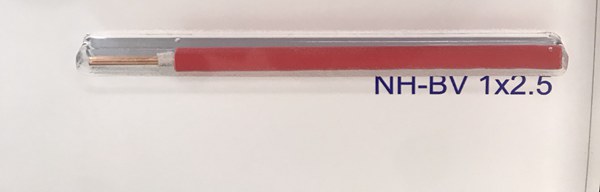 ��ѹ�ߺͼ��õ��ߵĲ���